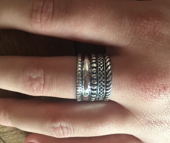 Bewerkte zilveren Bali ring