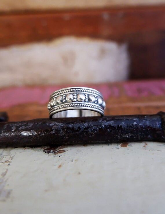 Bewerkte zilveren Bali ring