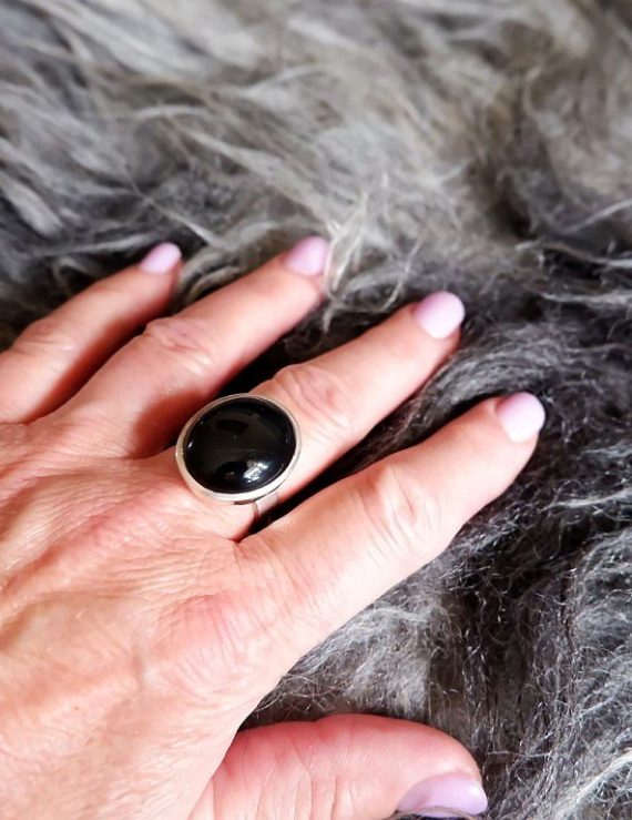 Zilveren ring met Onyx
