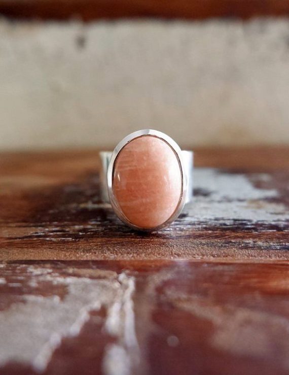 Zilveren ring met roze Amazoniet